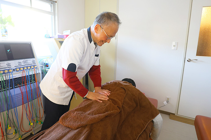 今のつらさをやわらげ、根本から整える整体